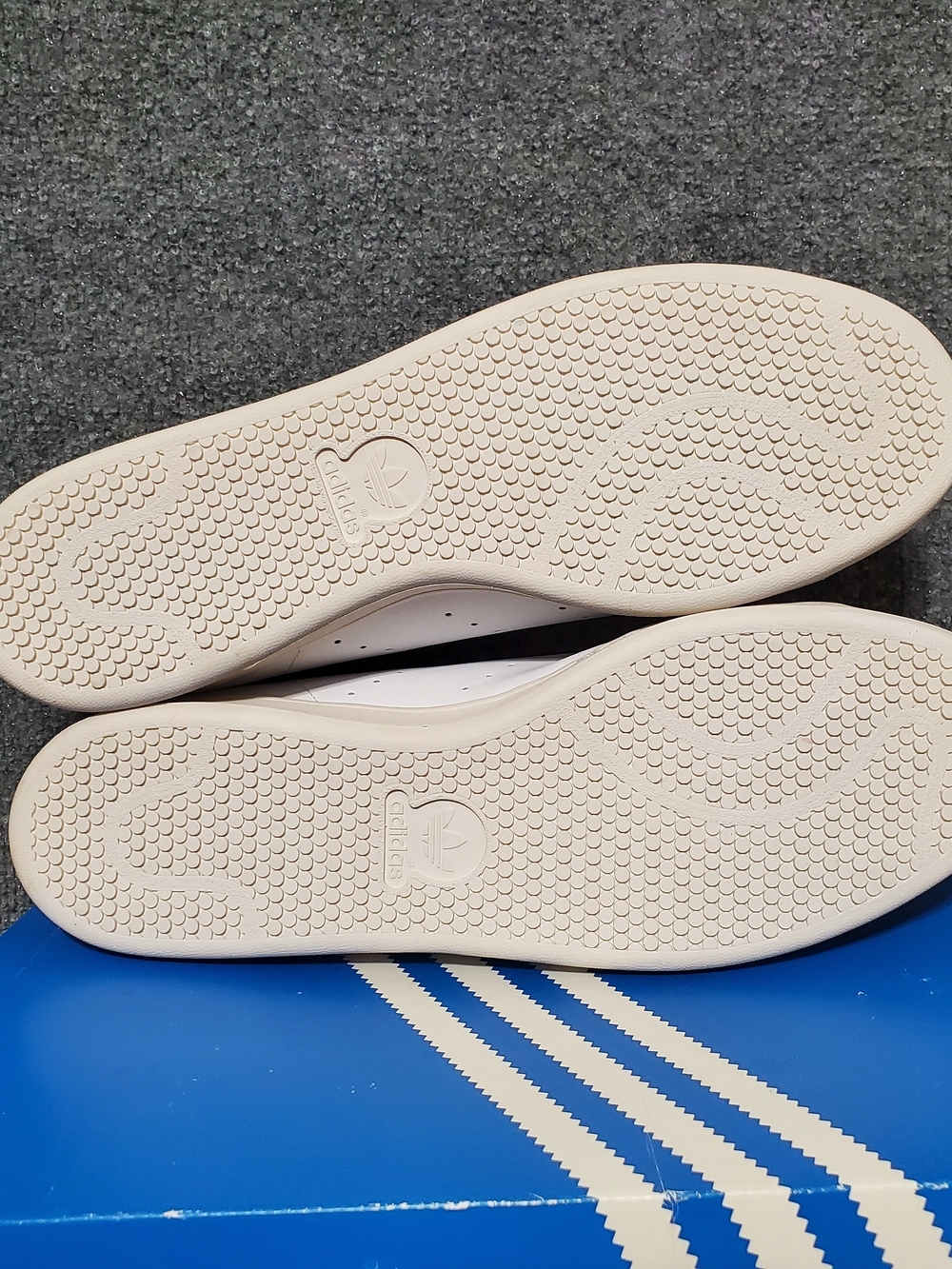 Adidas Stan Smith Sneaker Shoes Green White Leather Mens Size 14.5 New M20324 - Picture 3 of 11